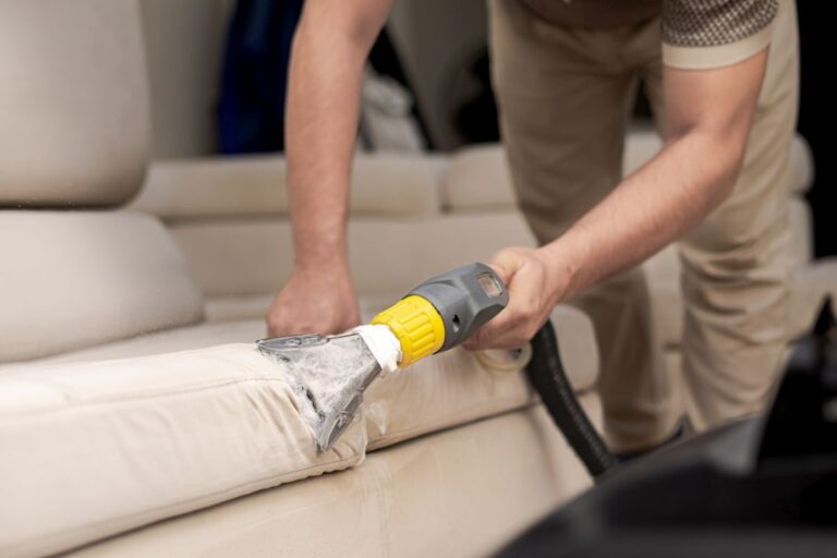 Realne koszty czyszczenia mieszkania przez profesjonalną firmę